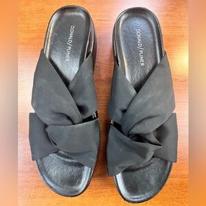 Donald Pliner Folley Black Knit Slide Sandals Chunky Platform Sz 10 Y2K